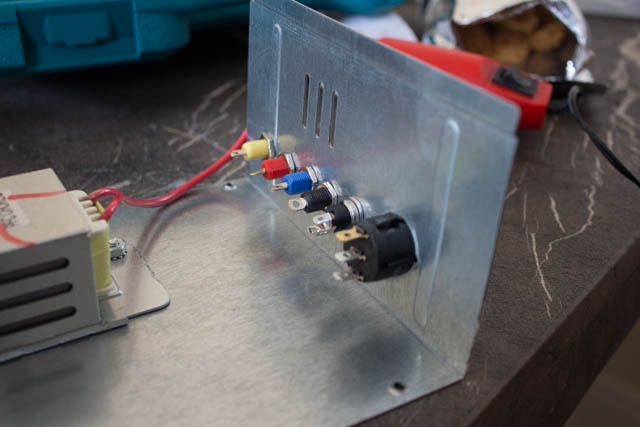 diy penkki psu - komponentit asennettu