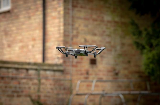 DJI Tello: Kaikkien aikojen pienin drone, ja vain 99 dollaria Tello 1