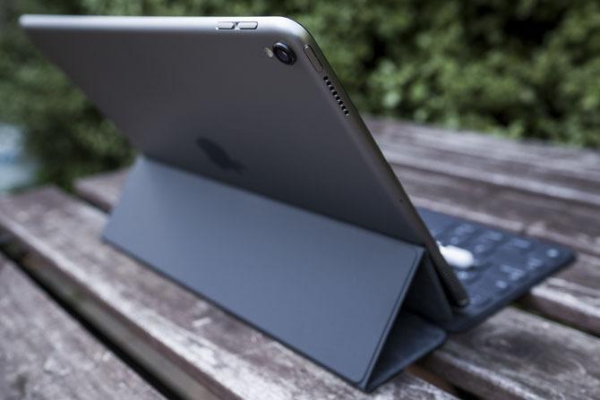 iPad Pro 10.5 Review: Onko paras iPad riittävä? ipad pro 105 stand6