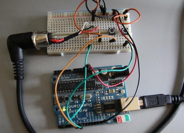 Työläs-Midi-Controller-Breadboard