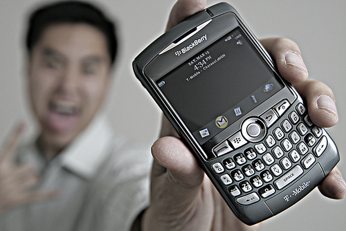 Kolme suosituinta ladattavaa ilmaista Blackberry Themes blackberry-teemakuvaa