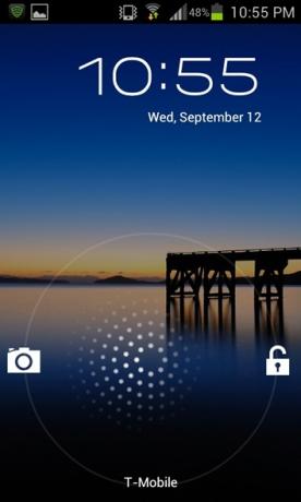 Jellybean ei ole käytettävissä puhelimessasi? Saat parhaat ominaisuudet näillä sovelluksilla [Android] jb holo lock screen