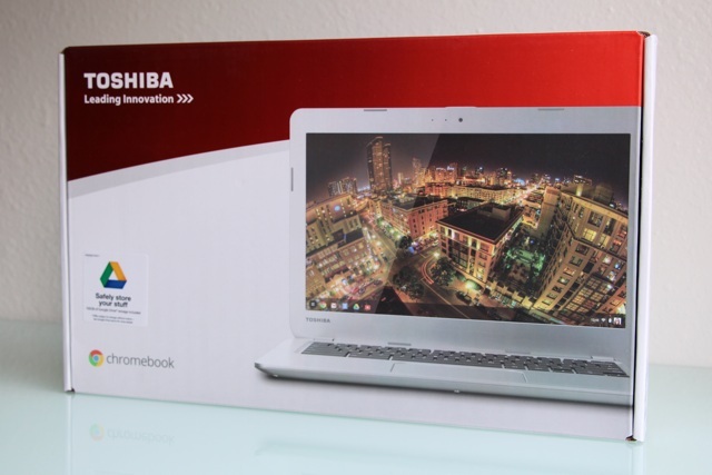 Toshiba CB35-A3120 Chromebook Review ja Giveaway toshiba CB35 A3120 review 1