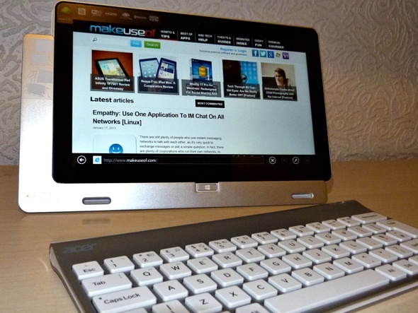 Acer-Iconia-W700-tablet-pc-review-4